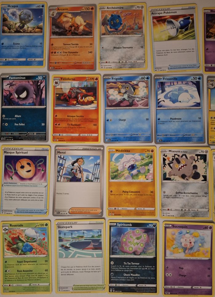 Lot de 40 cartes Pokemon - photo numéro 2