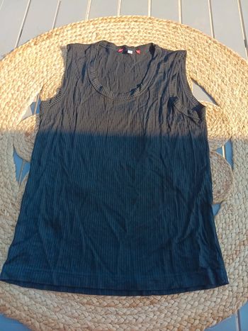 t-shirt noir taille s