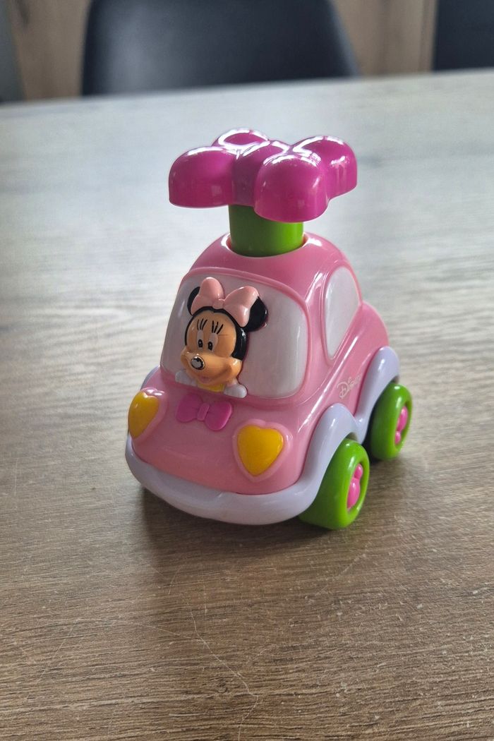 Voiture Minnie Press & Go