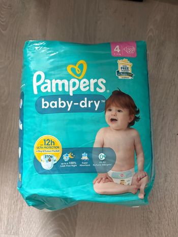 Couches T4 Pampers baby dry