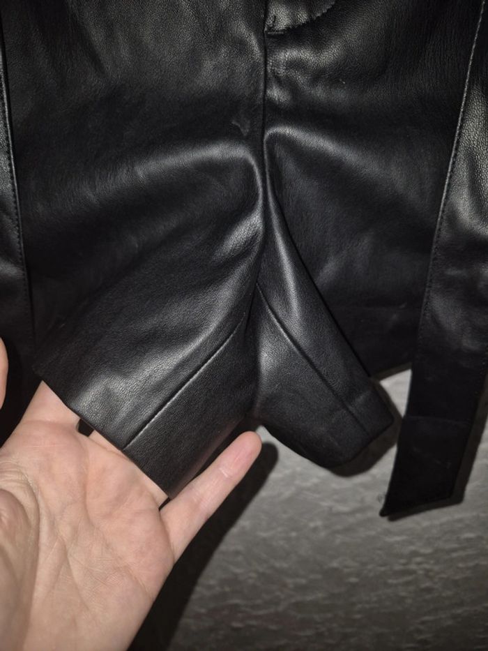 Très joli short simili taille haute Kiabi taille 48 - photo numéro 6