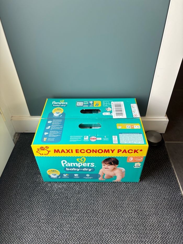 2 x cartons Taille 3 Pampers Baby Dry - Maxi Economy Pack - photo numéro 3