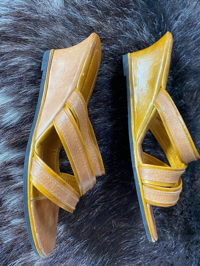 Sandales Mules bicolore talons compensés 38 - photo numéro 5