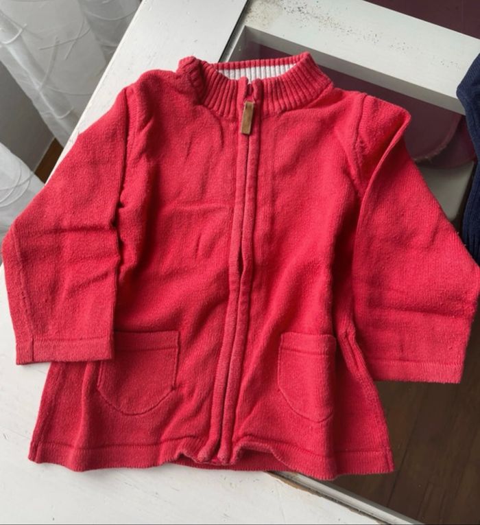 Lot de 3 gilets - taille 6 mois - photo numéro 4
