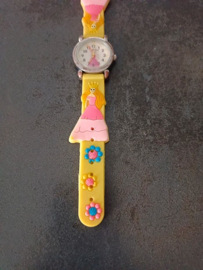 Montre fille princesse - photo numéro 3