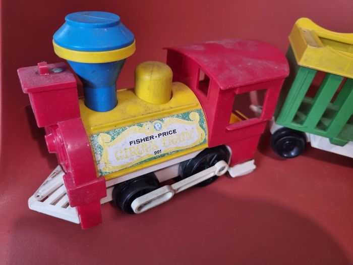 train circus fisher price des années 80' à nettoyer - photo numéro 4