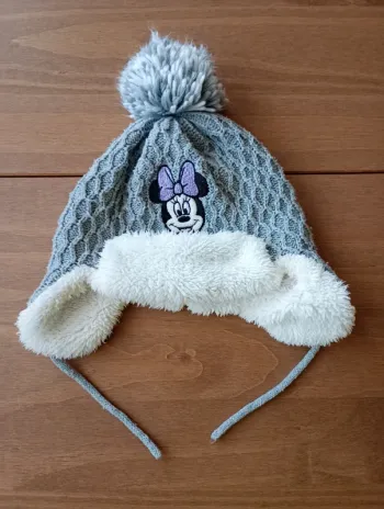 Bonnet hiver/ Disney/ fourré polaire/ 1-2 ans