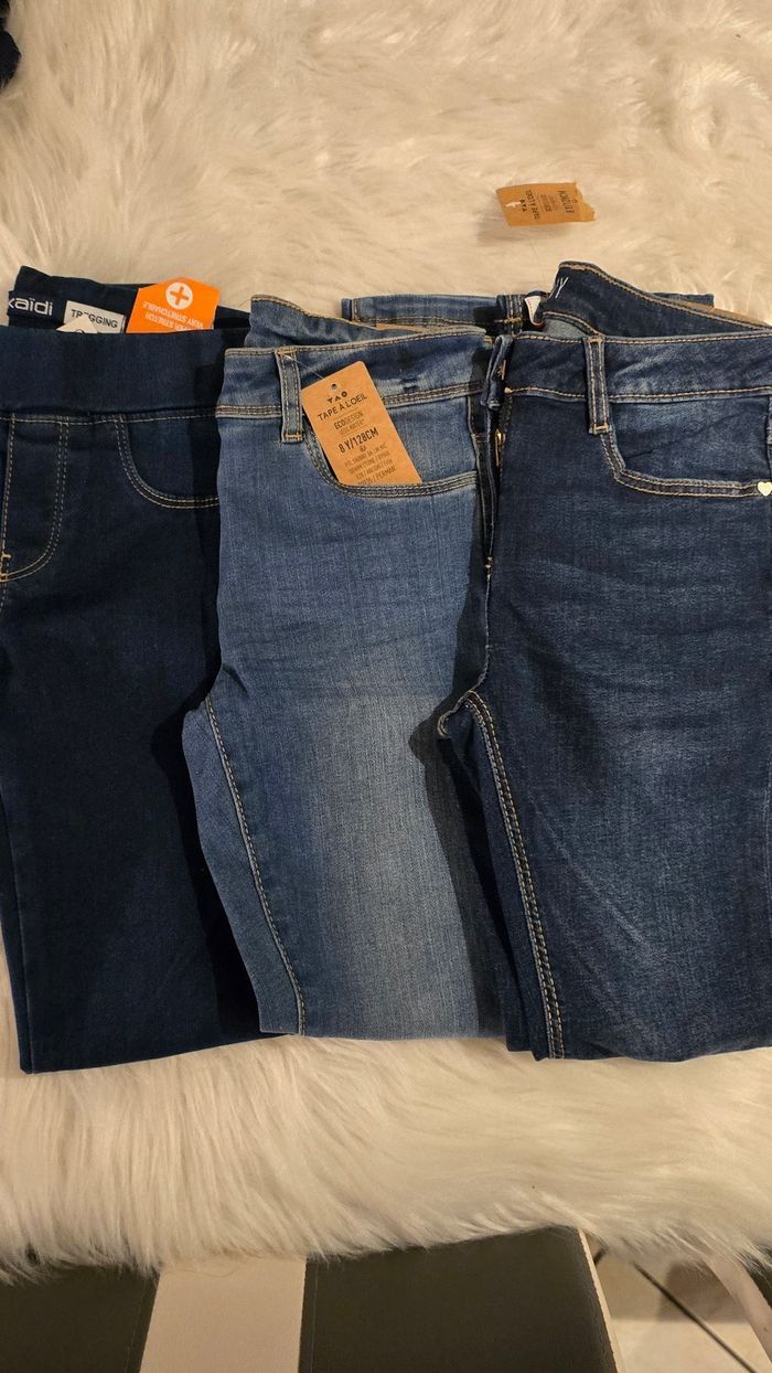 (Neufs non portés)🏷🏷🏷🥰⚘️ lot jeans skinny et tregging 8ans fille 🥰⚘️ - photo numéro 2
