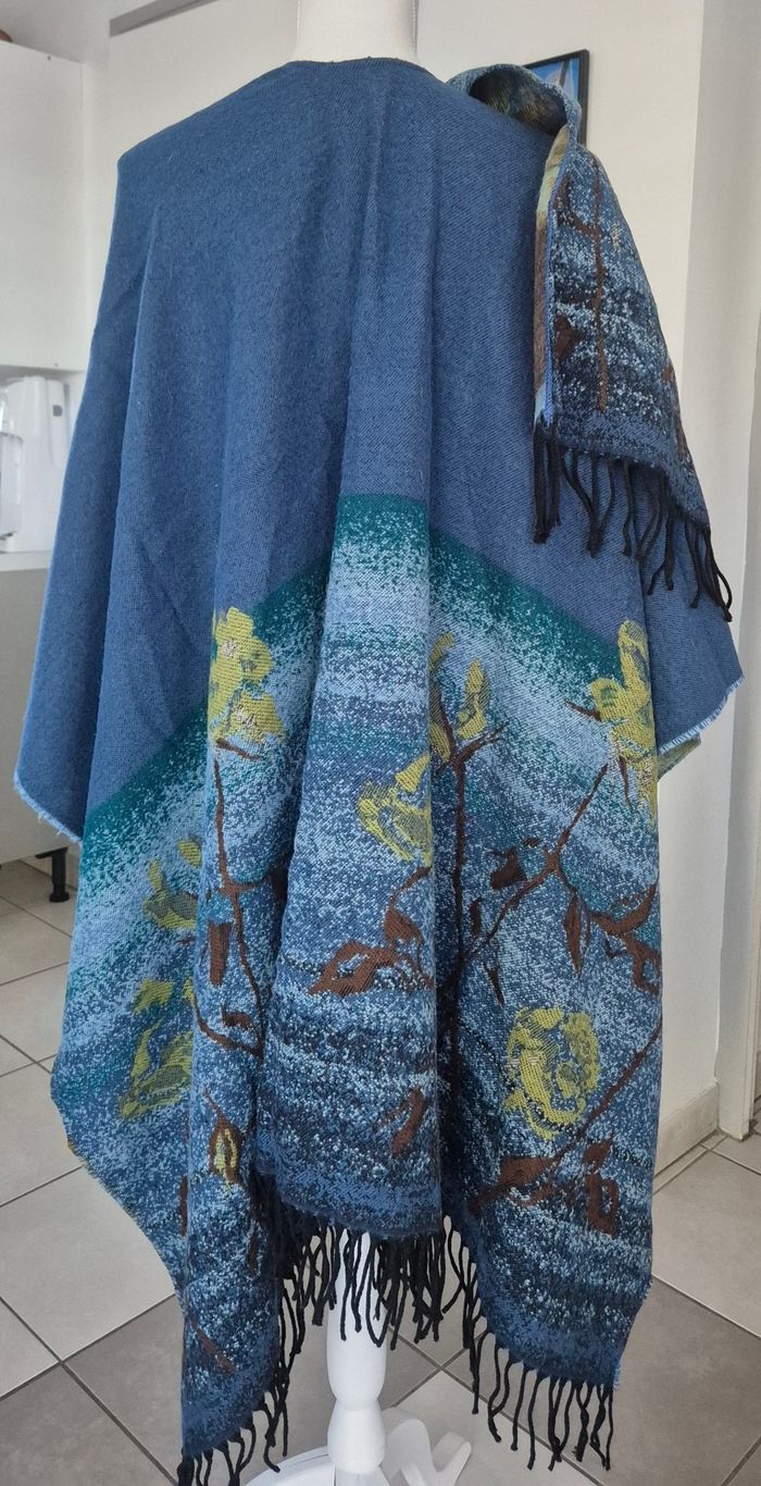 Poncho multicolore - photo numéro 3