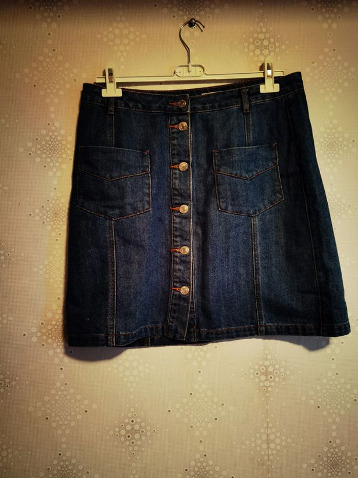D2674 - jupe en jeans taille 42