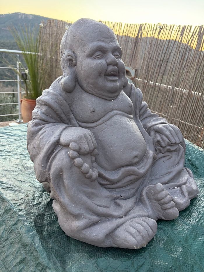 Buddha assis Gris Zen décorationde jardin 42x42x 33cm - photo numéro 2