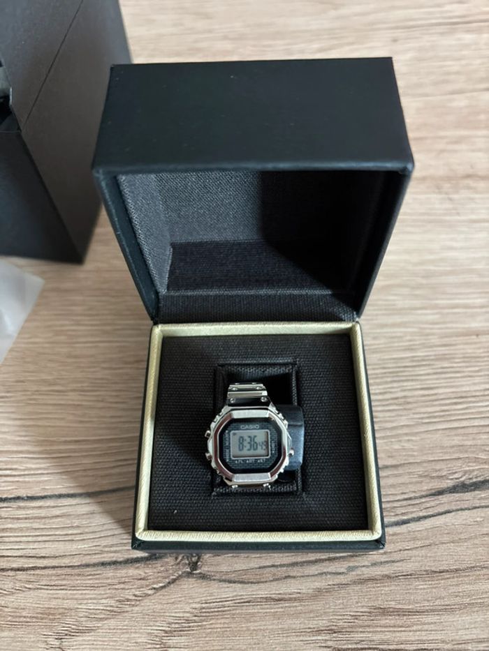 Montre de doigt Casio 50eme anniversaire - photo numéro 2