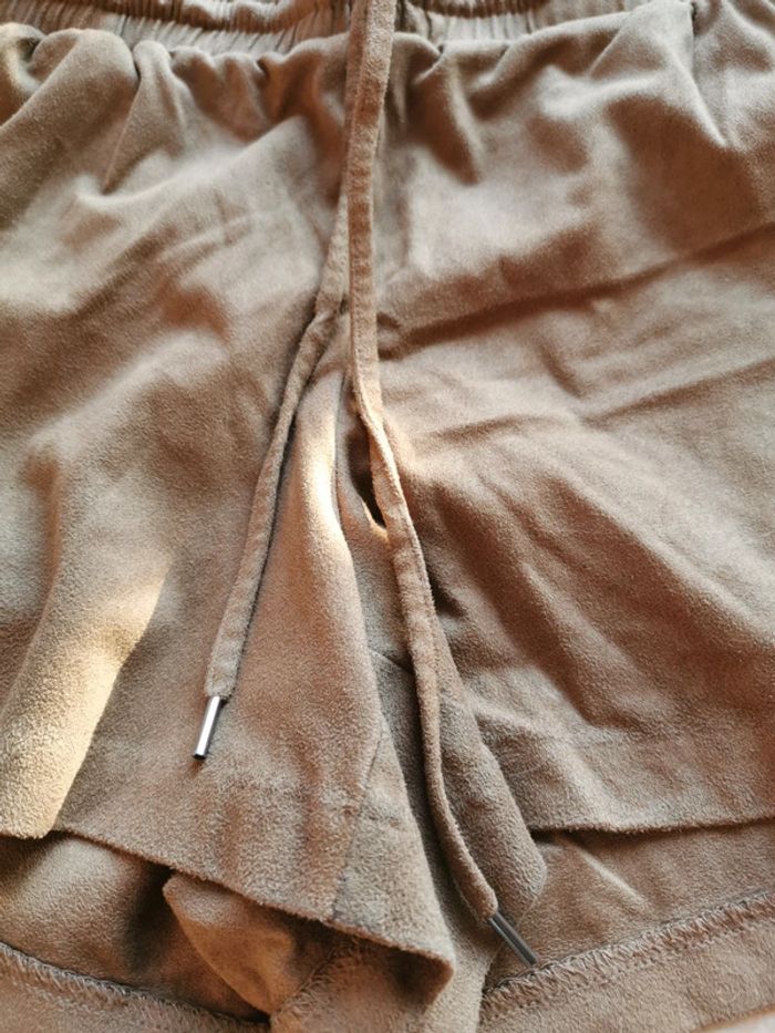 Short en suédine - photo numéro 2