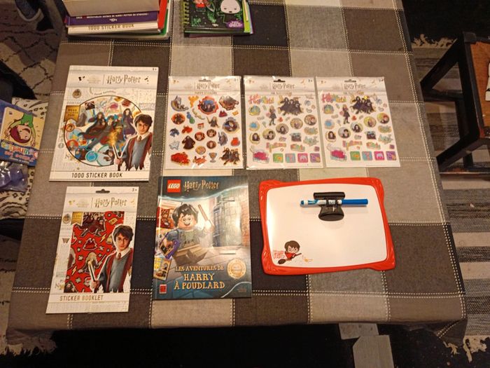 Lot de diverses activités Harry Potter neuve