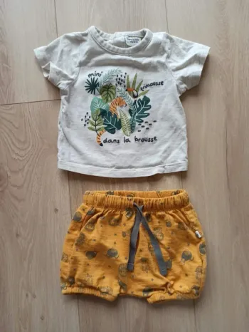 Ensemble short et t-shirt manche courte