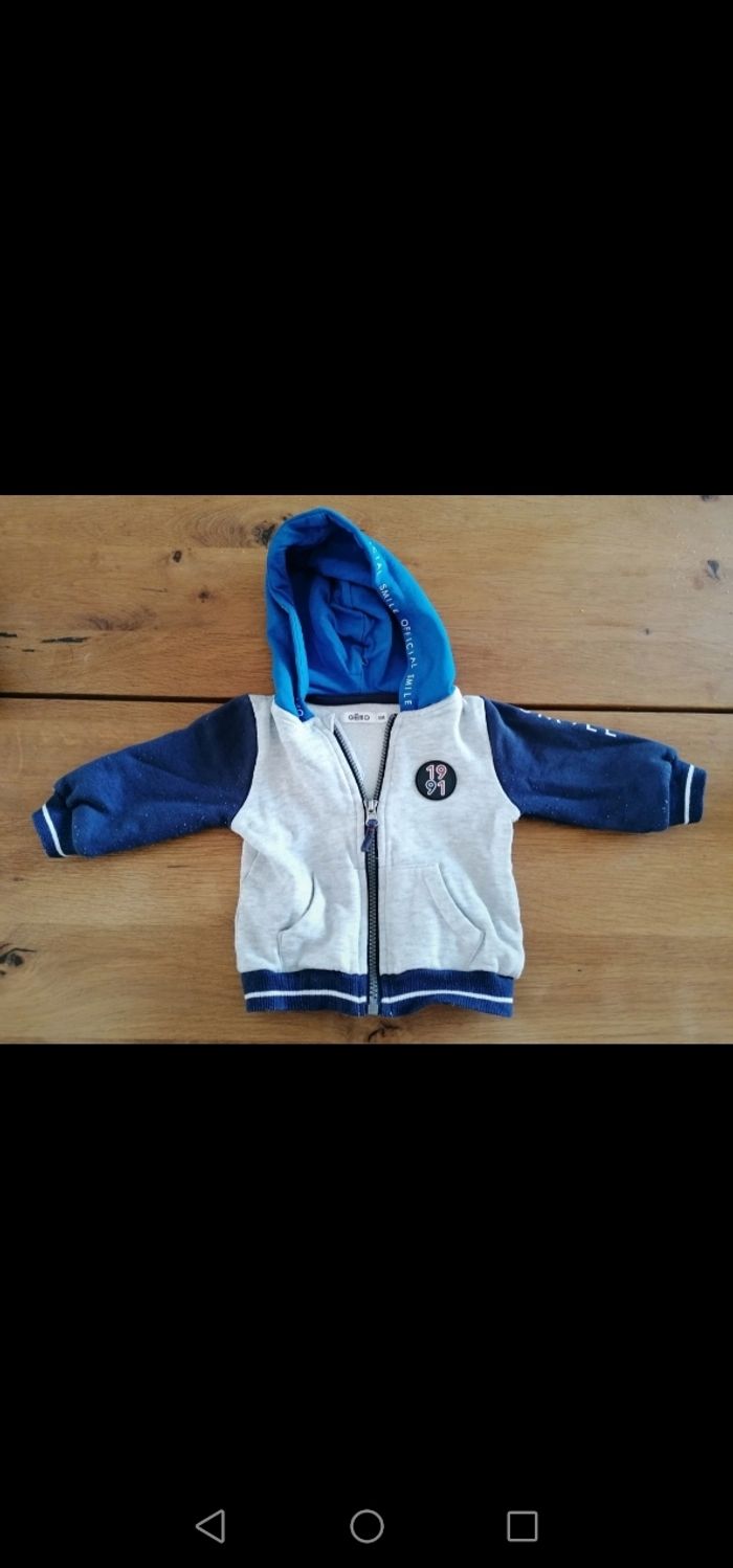 Gilet zippé 6 mois