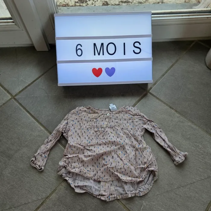 Lot vêtements 6 mois - photo numéro 10