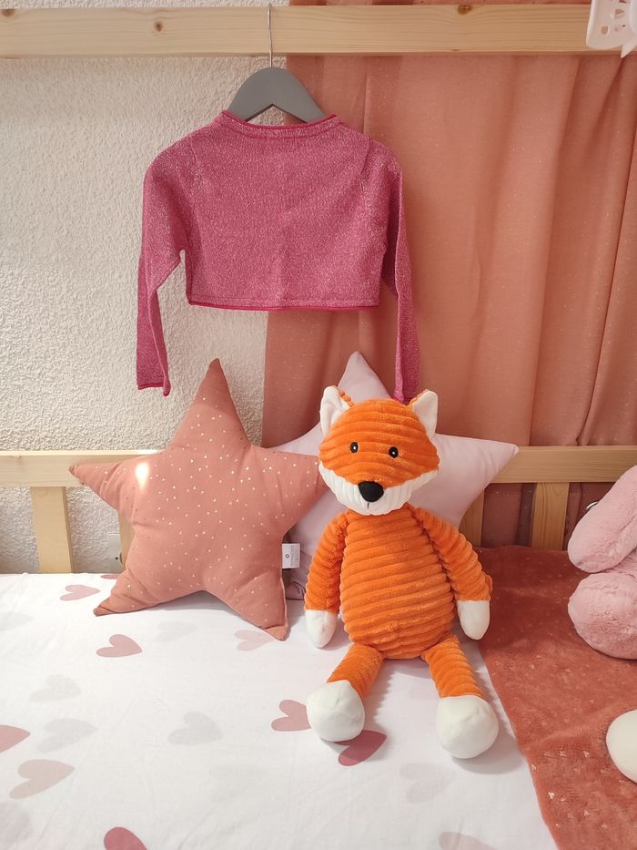 Boléro/Gilet fuchsia à paillettes - 2 ans - Très bon état - Tissaia - photo numéro 3