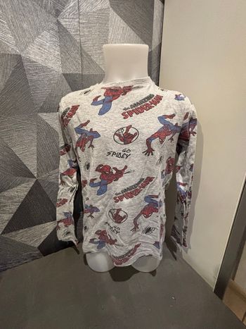 Pull fin Spiderman 7 ans 