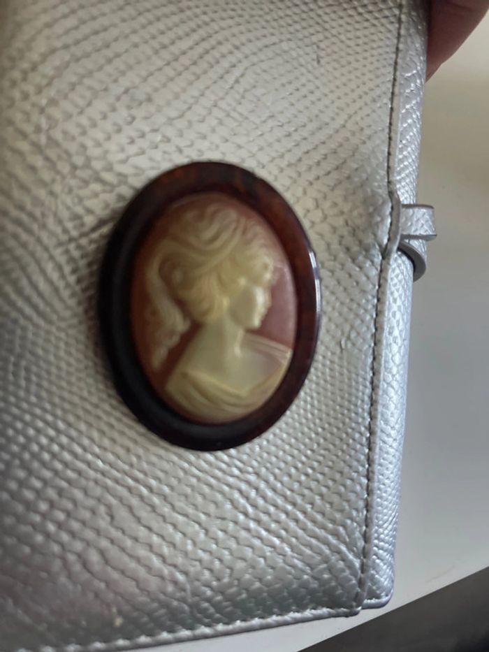 Broche - photo numéro 2