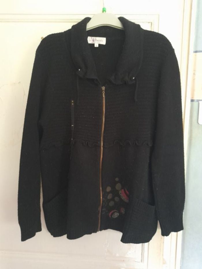 Gilet en maille noir et imprimé, marque Armand Thierry, taille 4 (40/42)