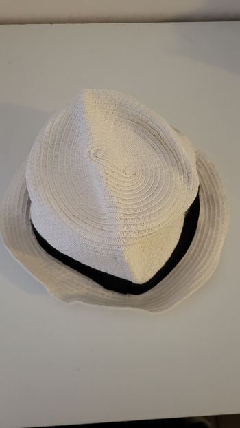 Chapeau