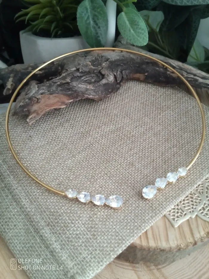 Collier tour du cou doré avec zircons blancs - photo numéro 2