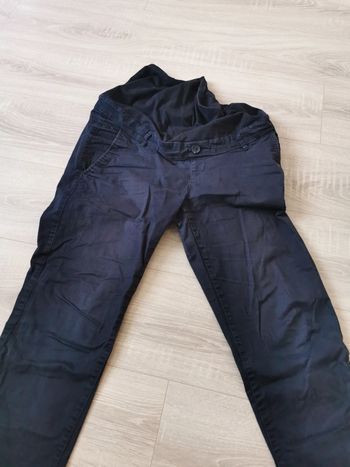 Pantalon bleu marine de maternité taille 40