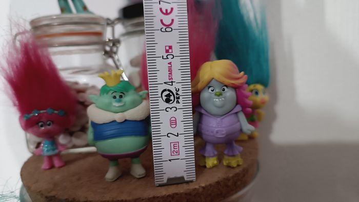 Lot de figurines trolls Poppy et ses amis + cadeaux - photo numéro 7