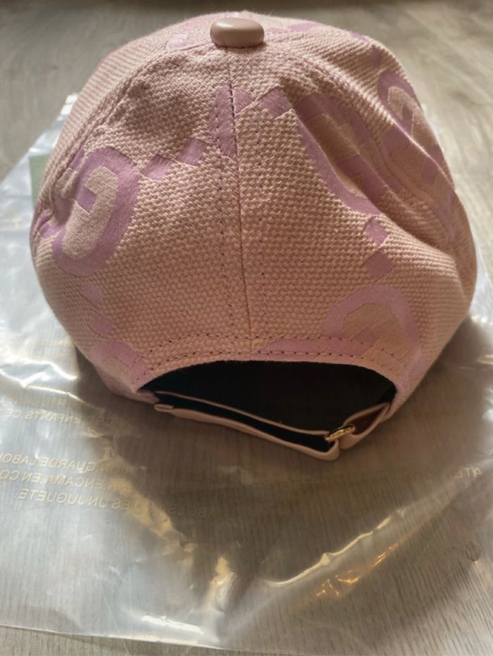 Casquette gucci rose - photo numéro 5