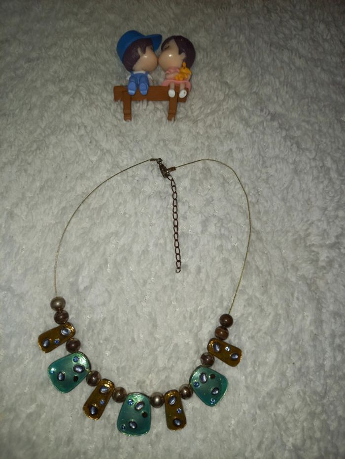 Collier a fil bleu éthique - photo numéro 2