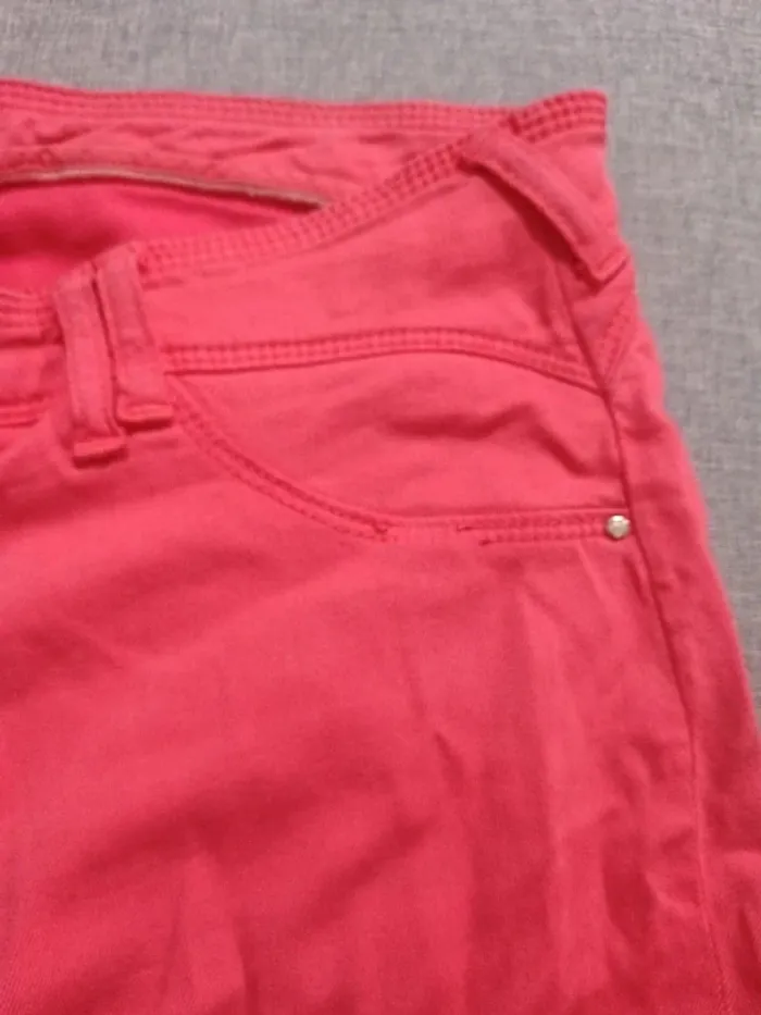 C57 pantalon fushia Armani Jeans W29 - photo numéro 3