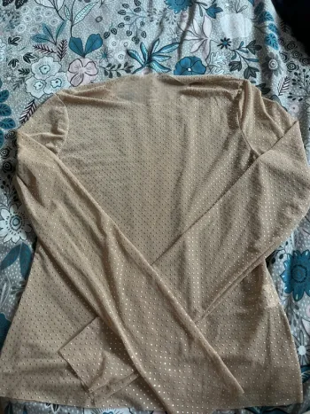 top transparent