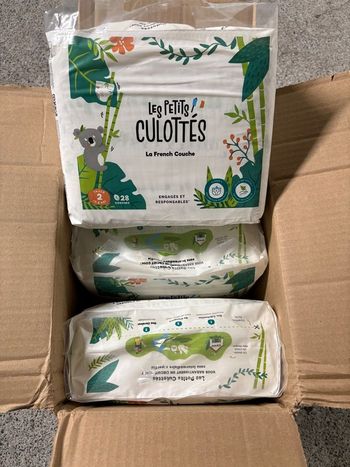 140 couches petit culotté taille 2