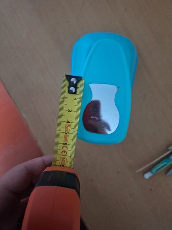 Grosse perforeuse forme vase