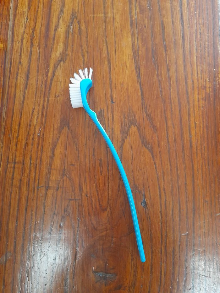 Brosse à vaisselle tupperware neuve