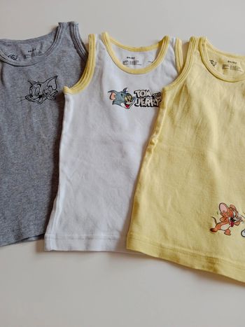 lot 3 débardeurs 2 ans