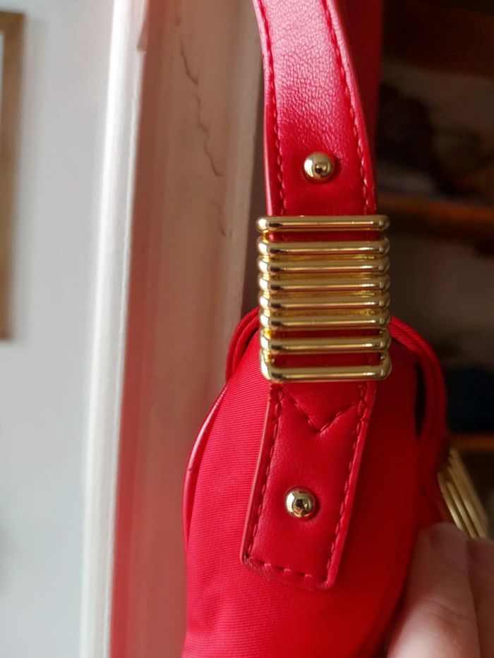 Sacoche rouge love moschino - photo numéro 4