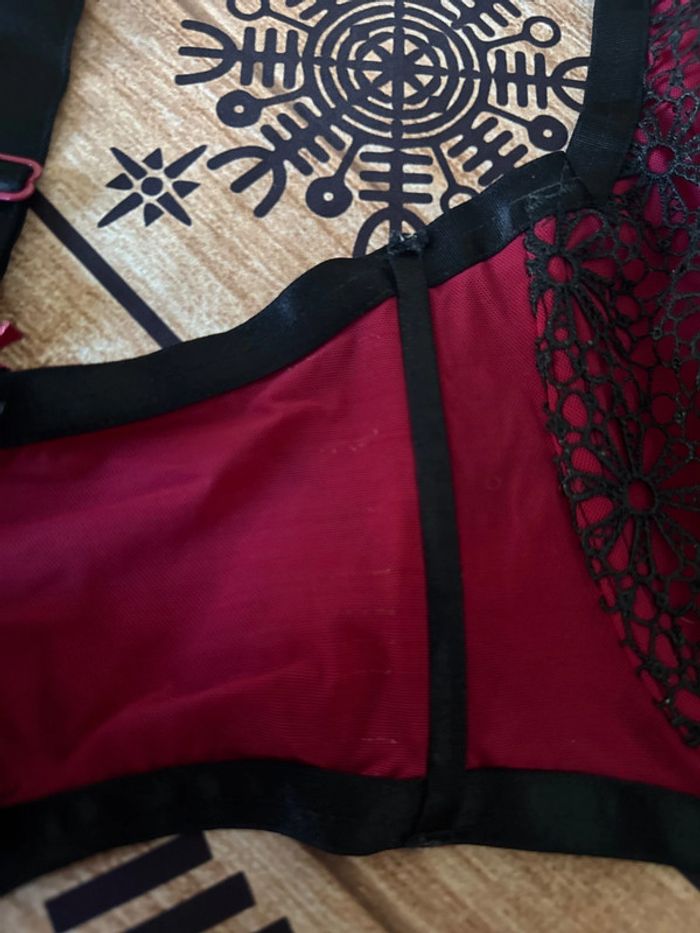 Soutien gorge rouge et noir soleil sucré - photo numéro 6