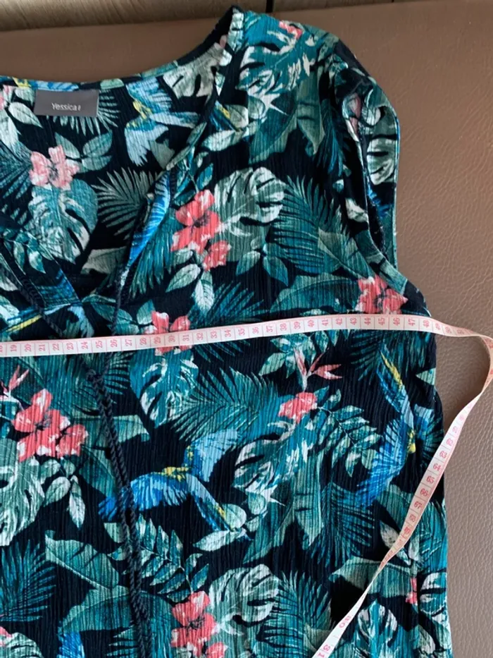 Haut fleuri L-XL 😺 - photo numéro 7