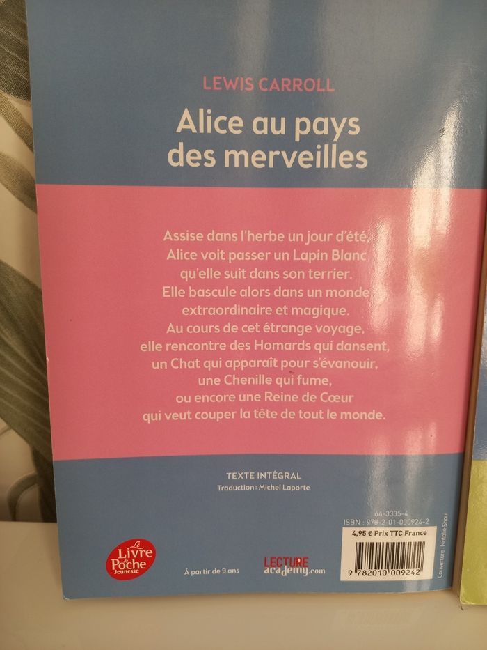 Lot de 2 livre Alice au pays des merveilles et Mary Poppins - photo numéro 2