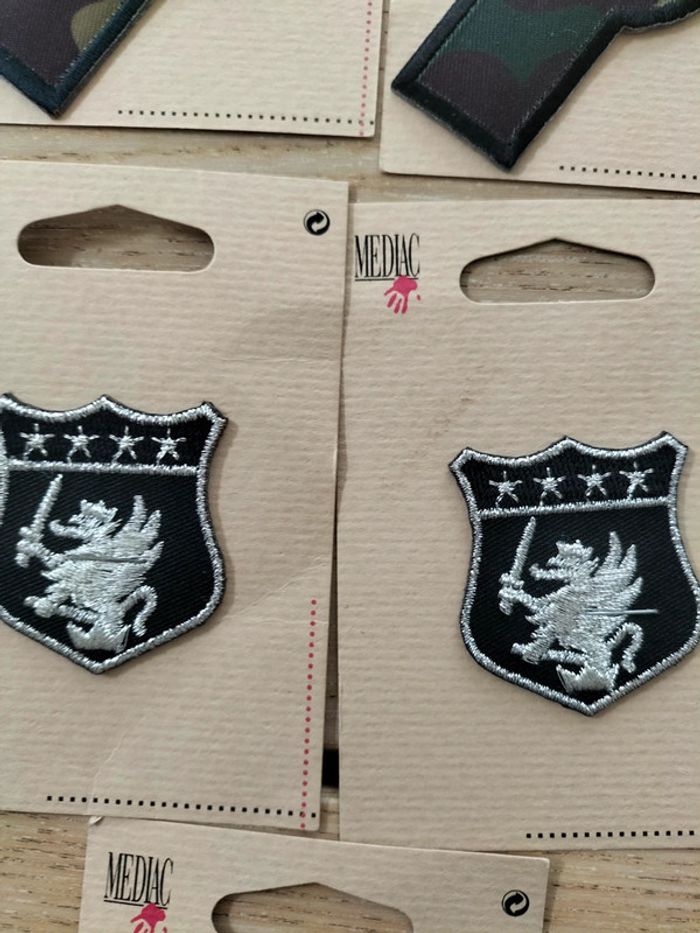 Thermocollants style militaire pour accessoiriser un vêtement - photo numéro 4