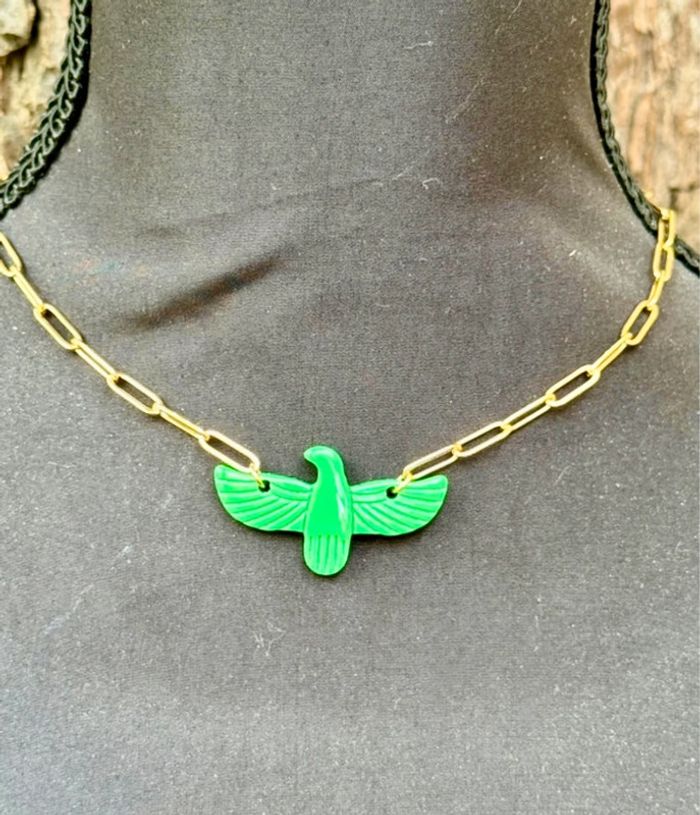 Collier chaîne réglable mailles larges acier inoxydable or aigle condor déployé vert - photo numéro 3