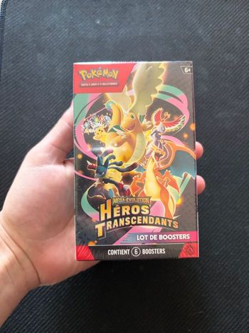 Bundle Pokémon Héros Transcendants 