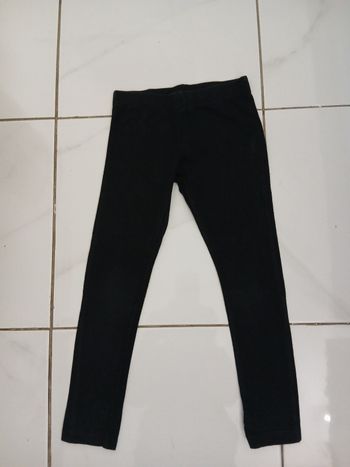 Pantalon de legging fille taille 4 ans couleur noir