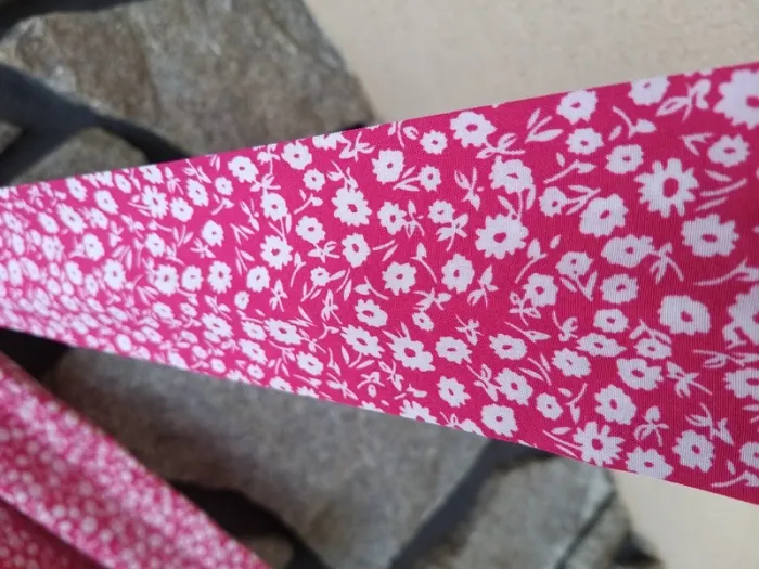 Short femme blanc et fuschia - photo numéro 3