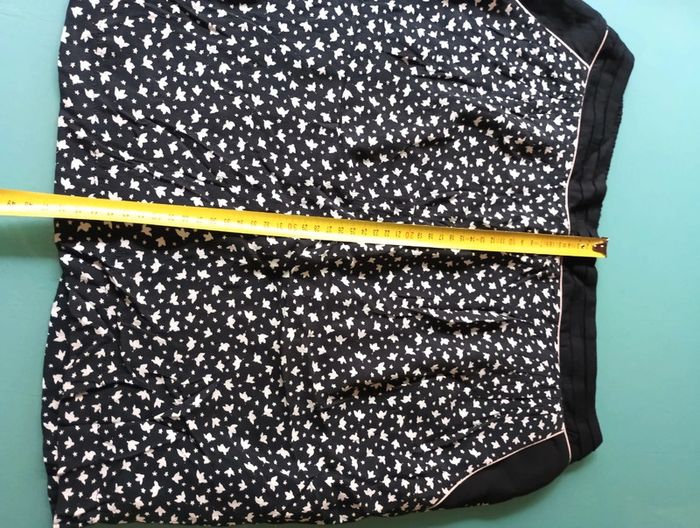 Petite jupe noire fluide doublée taille 40 marque Promod - photo numéro 8