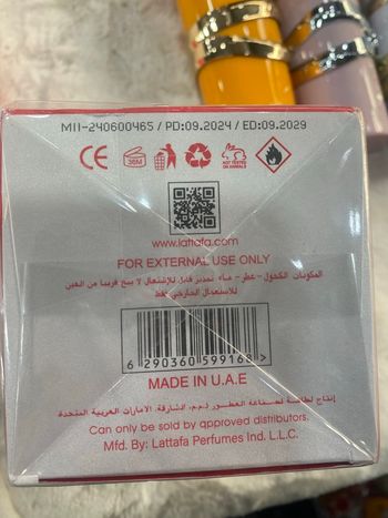 Eau de parfum yara candy by lattafa neuf avec étiquette 100ml