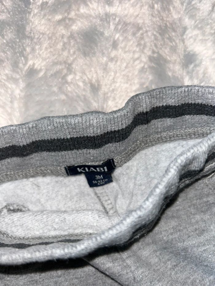 Jogging gris - photo numéro 2