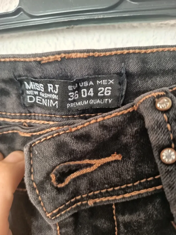 Jean skinny 36 - photo numéro 2